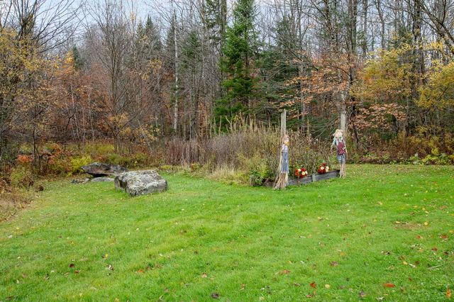 2016 Hinman Settler Road, Derby, VT 05829