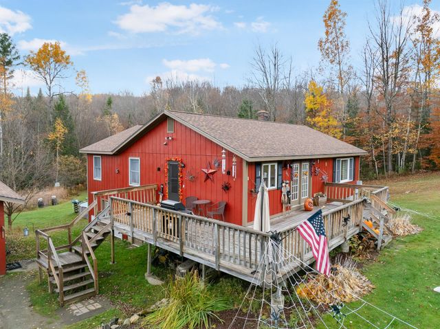 2016 Hinman Settler Road, Derby, VT 05829