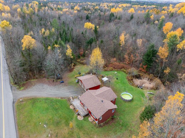 2016 Hinman Settler Road, Derby, VT 05829