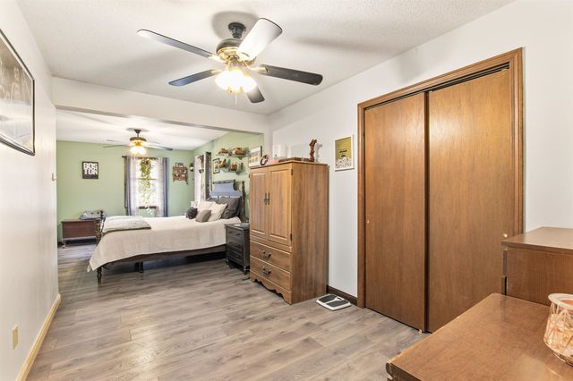 2016 Hinman Settler Road, Derby, VT 05829