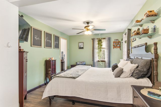 2016 Hinman Settler Road, Derby, VT 05829