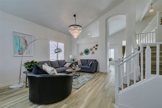 292 White Bluffs Street, Las Vegas, NV 89148