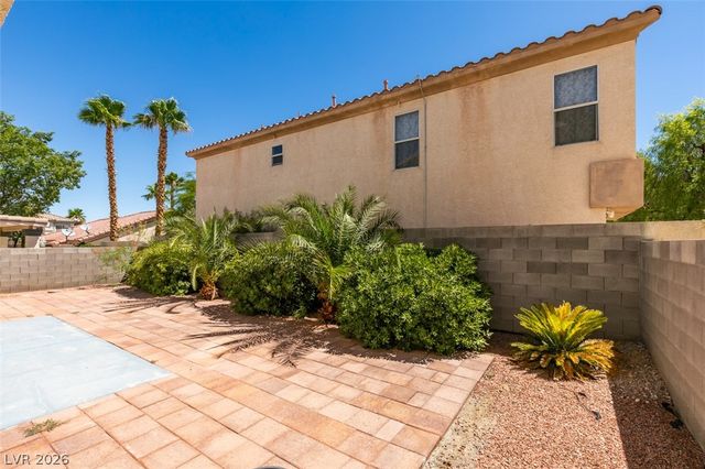 292 White Bluffs Street, Las Vegas, NV 89148