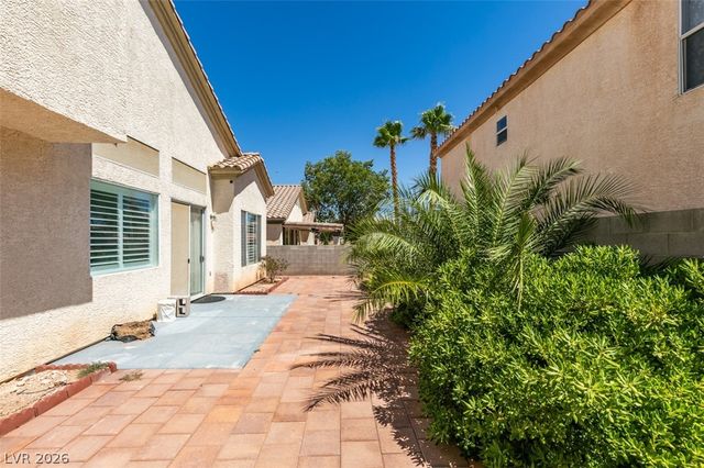 292 White Bluffs Street, Las Vegas, NV 89148