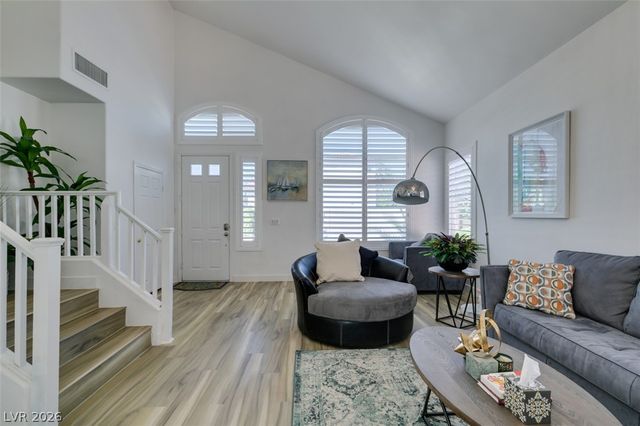 292 White Bluffs Street, Las Vegas, NV 89148