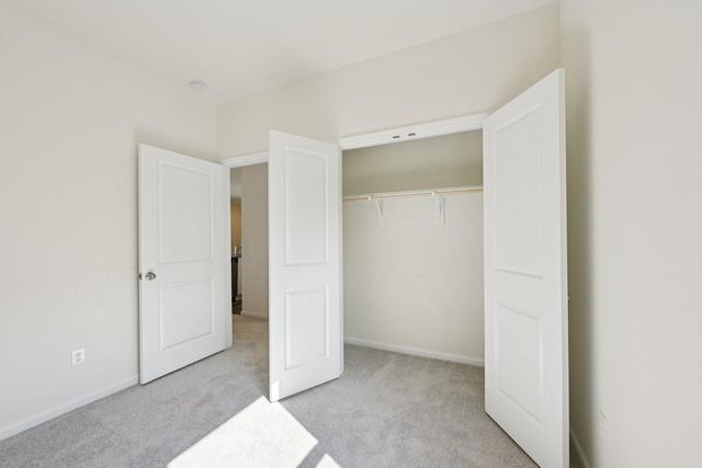 12824 Kentucky Warbler DR, Buda, TX 78610
