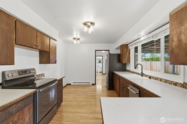 607 S 14th Street, Shelton, WA 98584