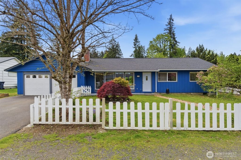 607 S 14th Street, Shelton, WA 98584