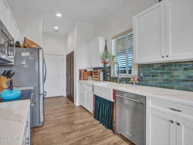 25516 W HUNTER Drive, Wittmann, AZ 85361