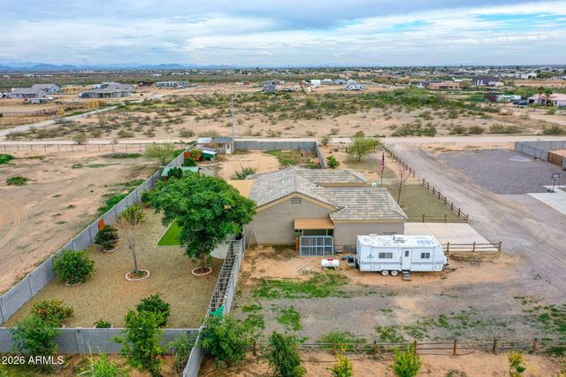 25516 W HUNTER Drive, Wittmann, AZ 85361