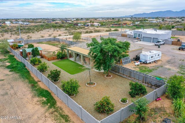 25516 W HUNTER Drive, Wittmann, AZ 85361