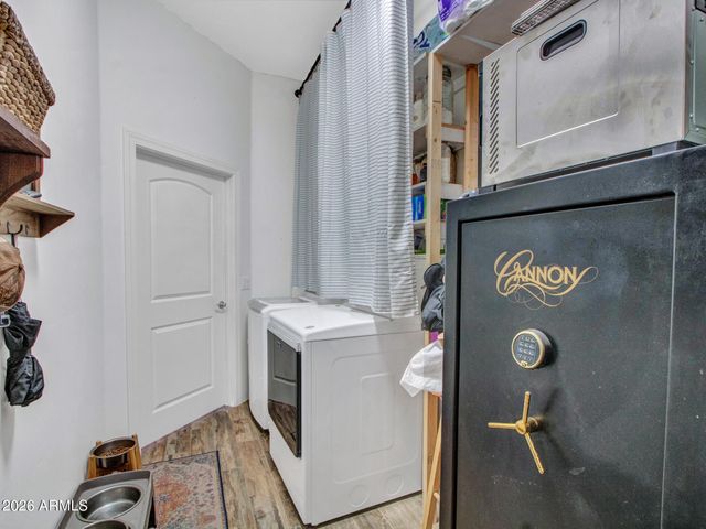 25516 W HUNTER Drive, Wittmann, AZ 85361