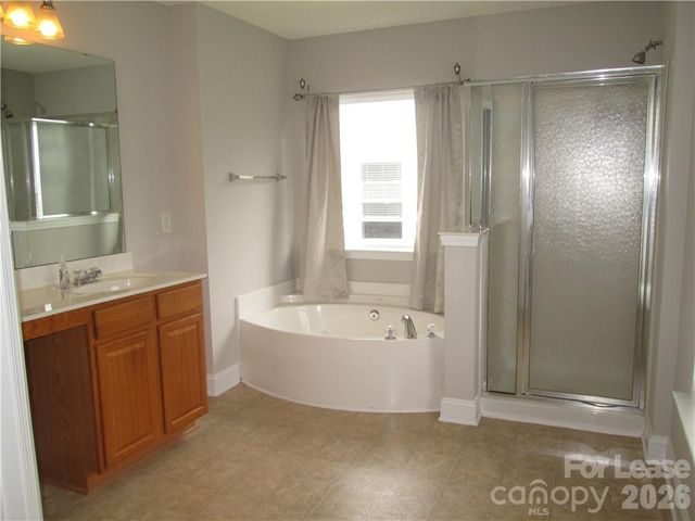 12623 Cumberland Cove Drive, Charlotte, NC 28273