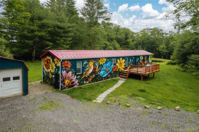 1073 Crystal Lake Road, Narrowsburg, NY 12764