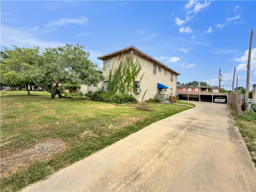 243 Indiana Ave, Corpus Christi, TX 78404 — photo 3
