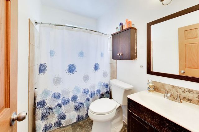 3324 N Kostner Avenue, Chicago, IL 60641