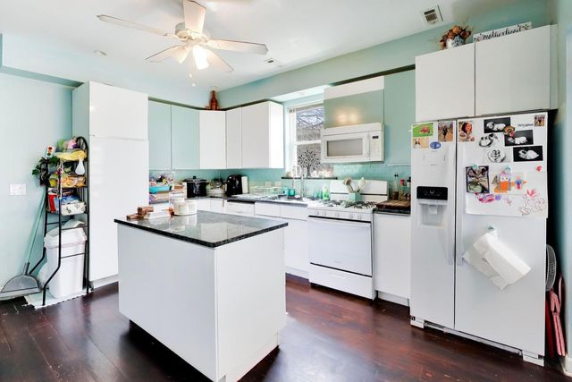 3324 N Kostner Avenue, Chicago, IL 60641