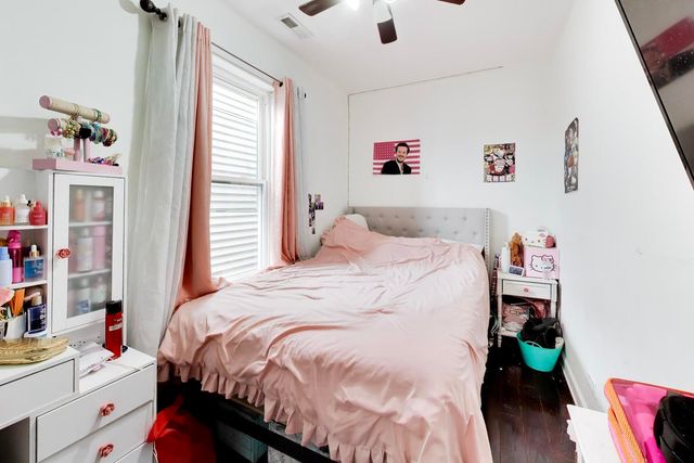 3324 N Kostner Avenue, Chicago, IL 60641