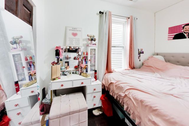 3324 N Kostner Avenue, Chicago, IL 60641