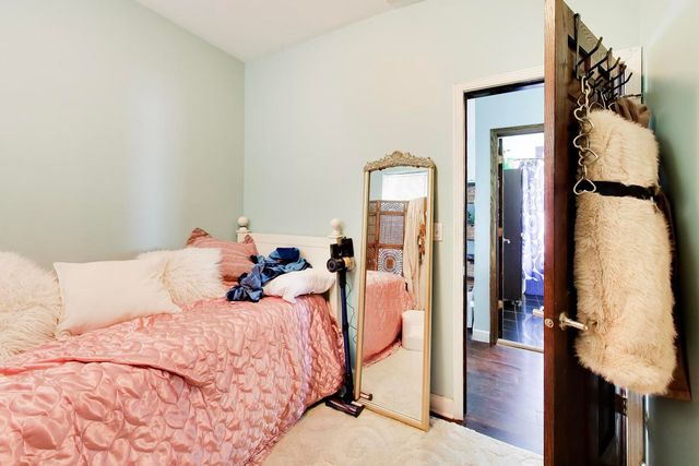 3324 N Kostner Avenue, Chicago, IL 60641