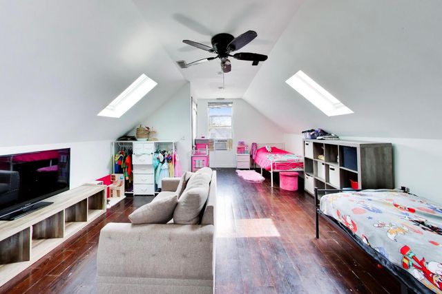 3324 N Kostner Avenue, Chicago, IL 60641