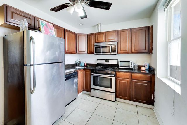 3324 N Kostner Avenue, Chicago, IL 60641