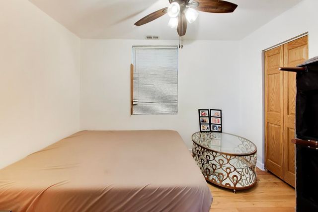 3324 N Kostner Avenue, Chicago, IL 60641