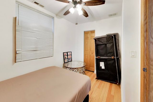 3324 N Kostner Avenue, Chicago, IL 60641