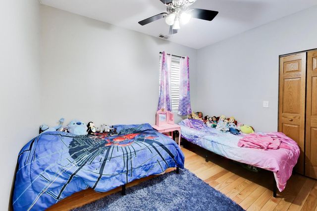 3324 N Kostner Avenue, Chicago, IL 60641