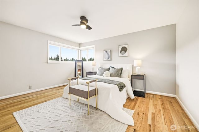 4019 SW Henderson Street, Seattle, WA 98136