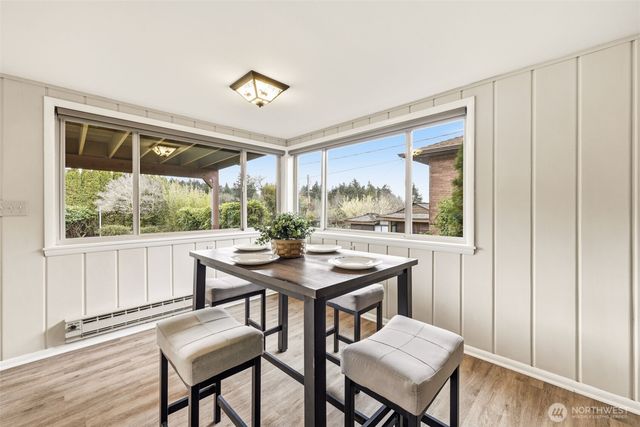 4019 SW Henderson Street, Seattle, WA 98136