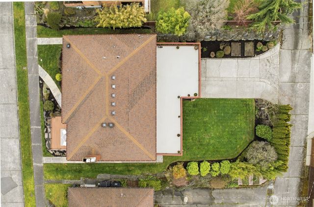 4019 SW Henderson Street, Seattle, WA 98136