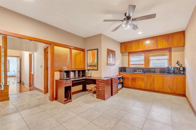 4316 Caduceus Place, Galveston, TX 77550