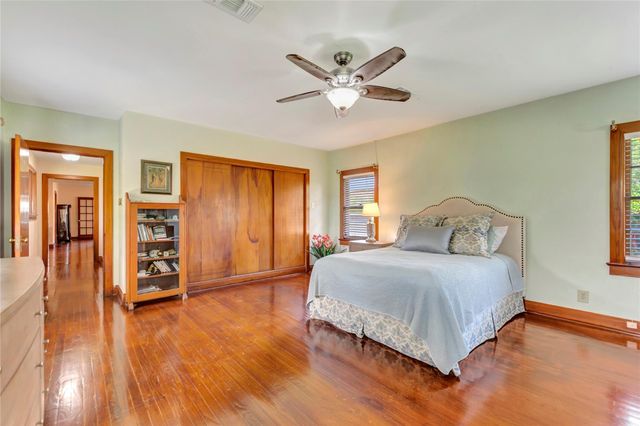 4316 Caduceus Place, Galveston, TX 77550