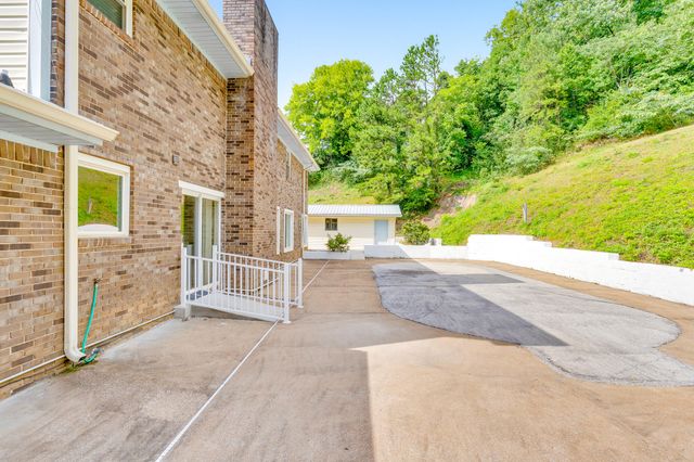 910 Mockingbird Drive, Chattanooga, TN 37412