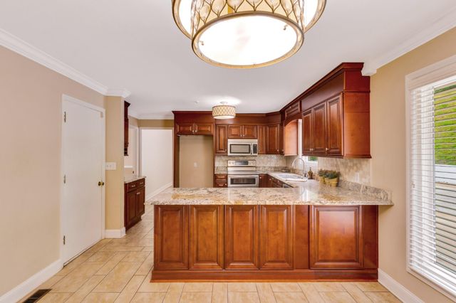 910 Mockingbird Drive, Chattanooga, TN 37412