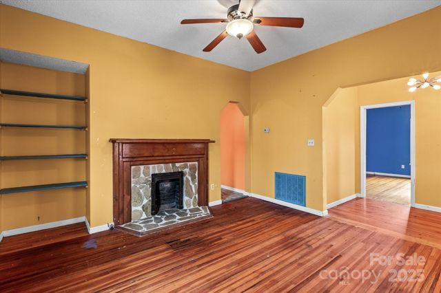 30 2nd Street, Cramerton, NC 28032