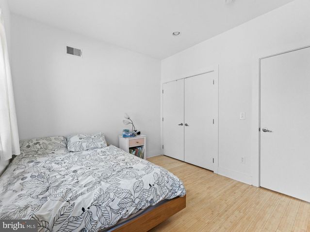 2034 TRENTON AVE, Philadelphia, PA 19125