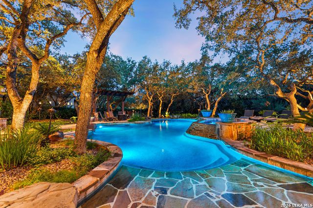 25 Stone Terrace, Fair Oaks Ranch, TX 78015