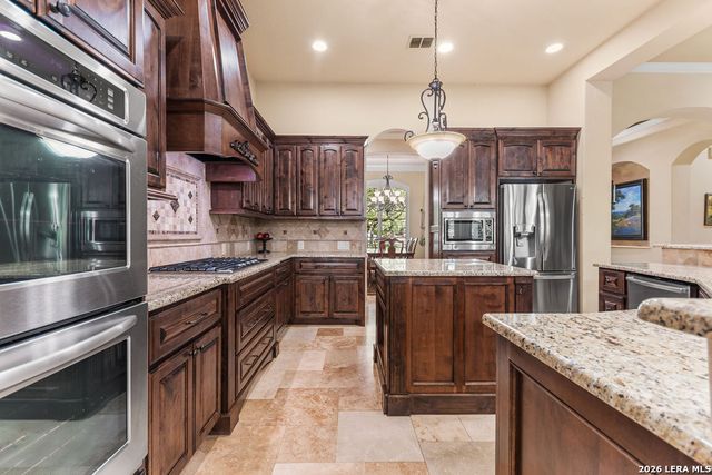25 Stone Terrace, Fair Oaks Ranch, TX 78015
