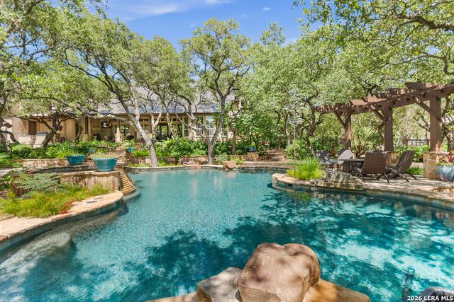 25 Stone Terrace, Fair Oaks Ranch, TX 78015