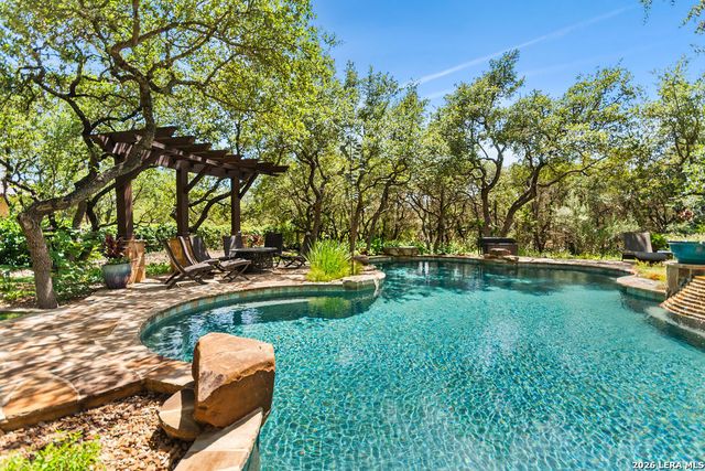 25 Stone Terrace, Fair Oaks Ranch, TX 78015
