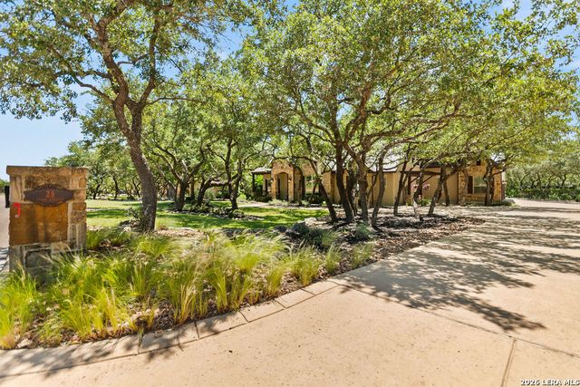 25 Stone Terrace, Fair Oaks Ranch, TX 78015