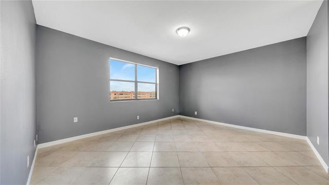 10433 Sunrise Lakes Boulevard 409, Sunrise, FL 33322