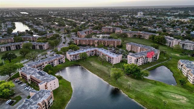 10433 Sunrise Lakes Boulevard 409, Sunrise, FL 33322