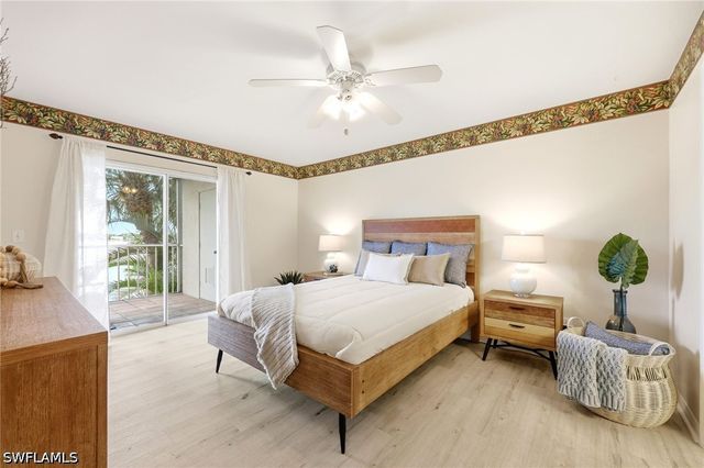 2875 Citrus Lake DR M205, Naples, FL 34109