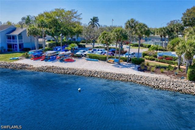 2875 Citrus Lake DR M205, Naples, FL 34109