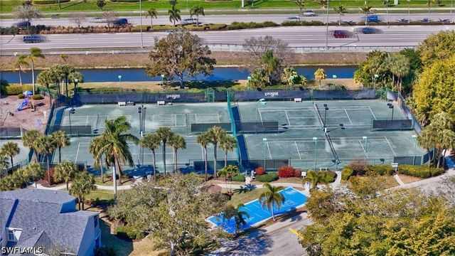 2875 Citrus Lake DR M205, Naples, FL 34109