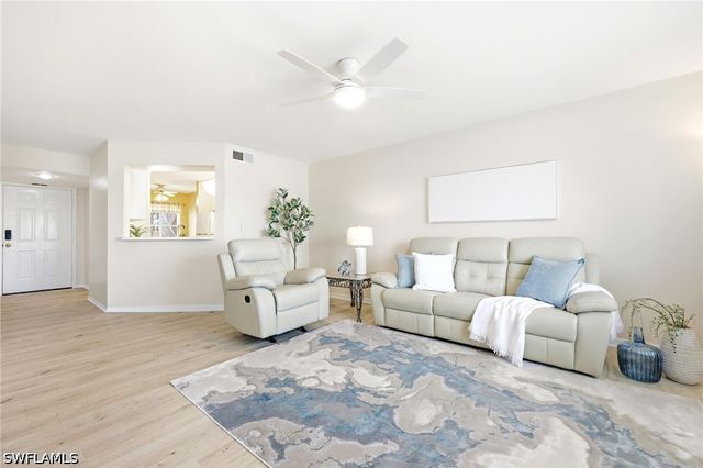 2875 Citrus Lake DR M205, Naples, FL 34109