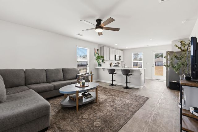 136 Bud Dr., Longs, SC 29568